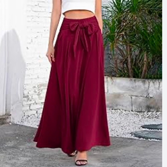 Stunning Maxi Skirt Burgundy Dark red Flowy Lightweight Pleated Belted Bow XXL - Picture 1 of 14